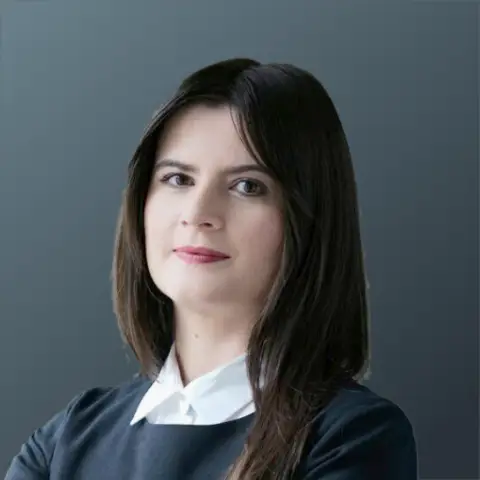 Nina Bakovnik LL.M.